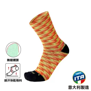中性中筒排汗快乾襪 Light Weight Extra Dry Multisport Crew Sock