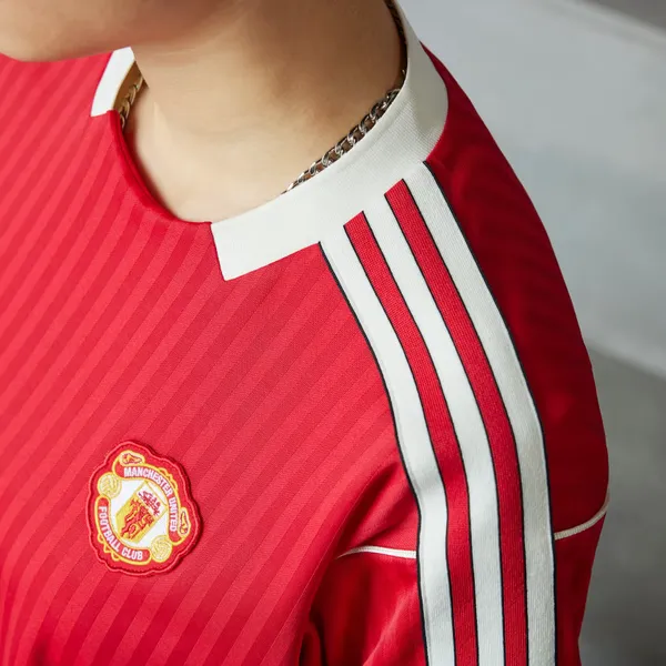 adidas Manchester United Terrace Icons Jersey