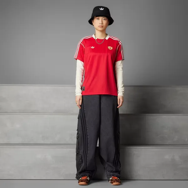 adidas Manchester United Terrace Icons Jersey