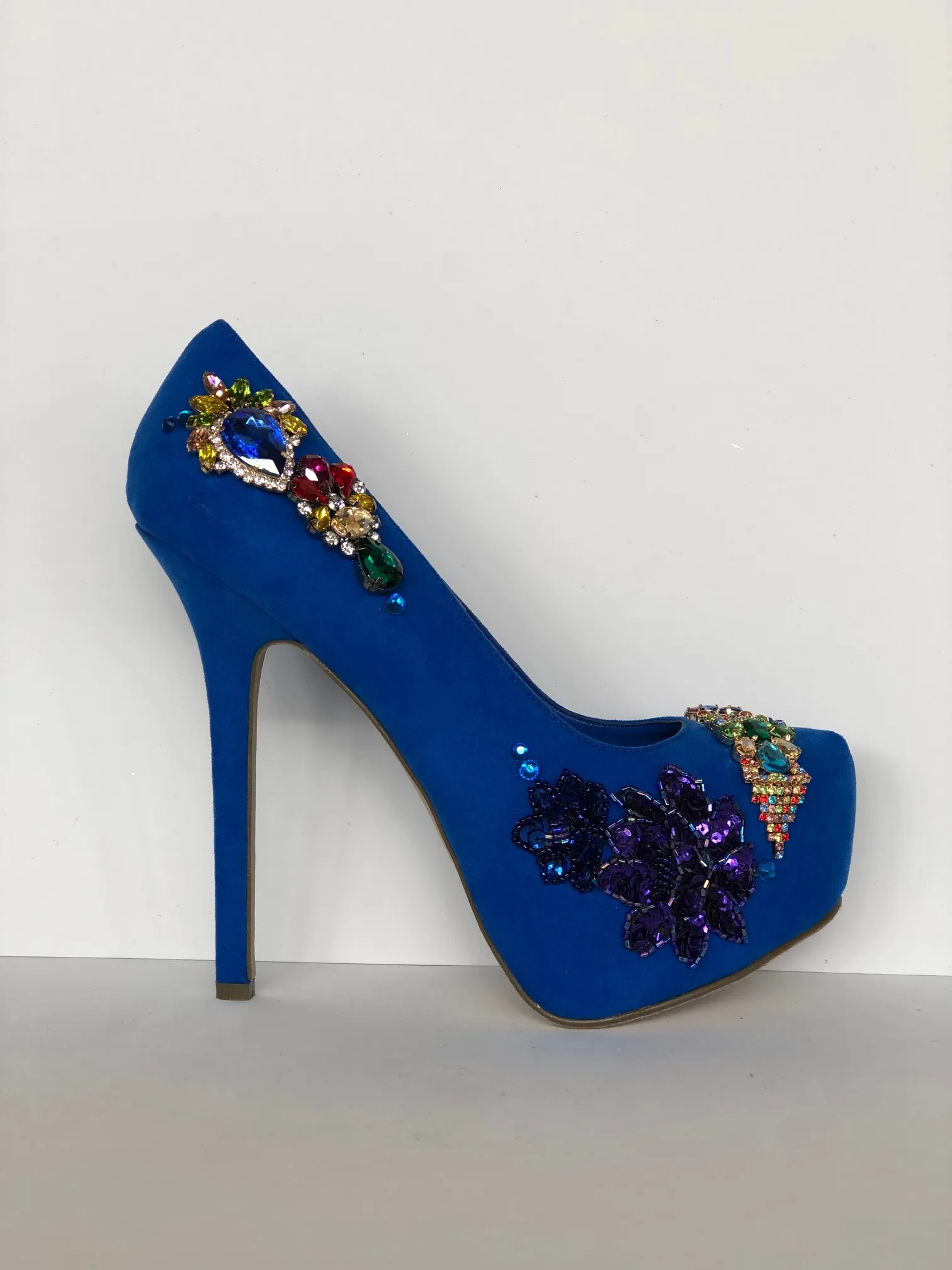 Atlantis pump Size EU 38.5/ USA 8.5