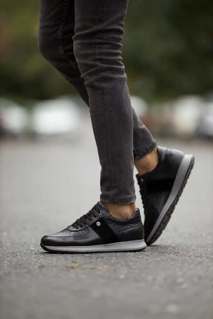 Black Orak Sneakers