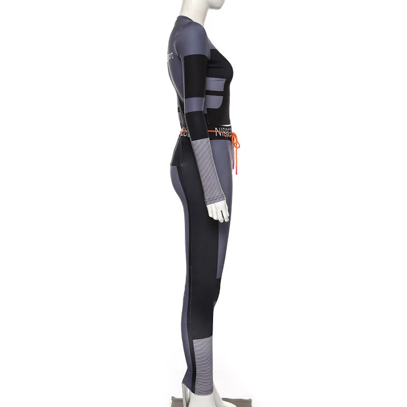 Contrast Sports Fitness Set trendy