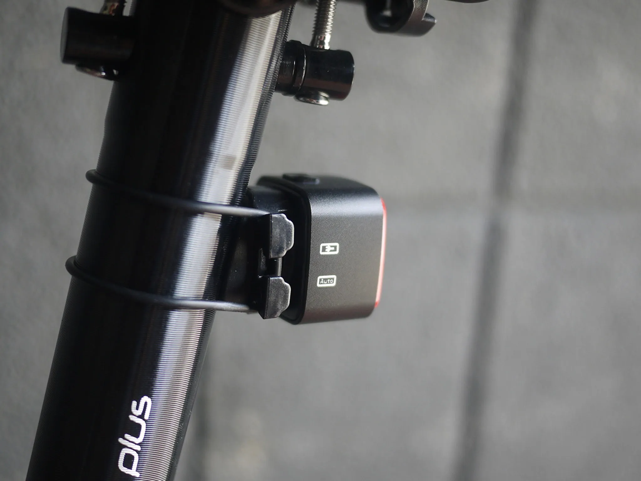 Enfitnix Cubelite III Smart Tail Light (3 Months Warranty)