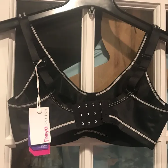 Freya sports bra