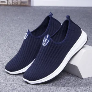 HUGH Men Sneakers