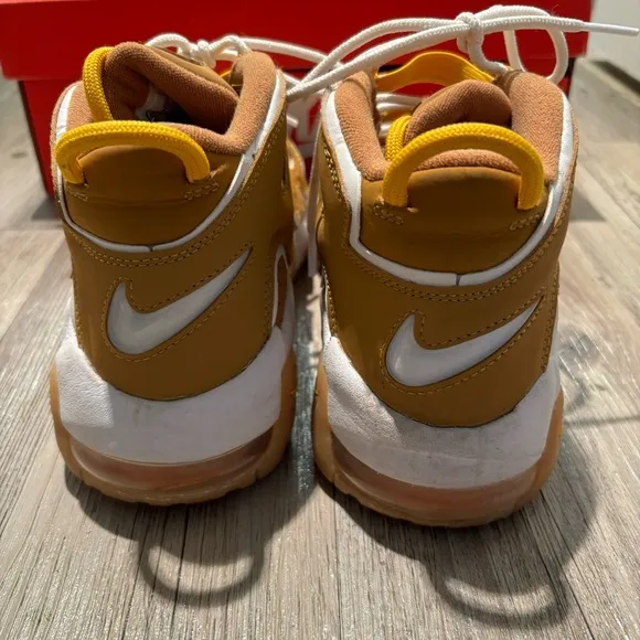 Kids 6Y Women’s 7.5 Nike Uptempo Shoes in Wheat
