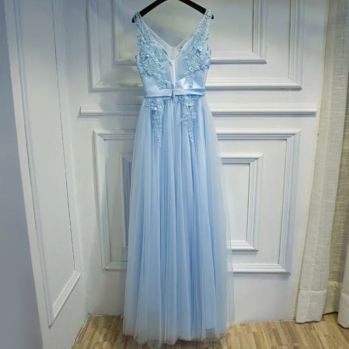 Light Blue V-neckline Charming Prom Gowns, Blue Formal Dress with Belt, Lovely Gowns