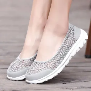Lindsay® | Uncomplicated and trendy   shoes