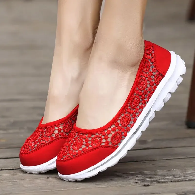 Lindsay® | Uncomplicated and trendy   shoes