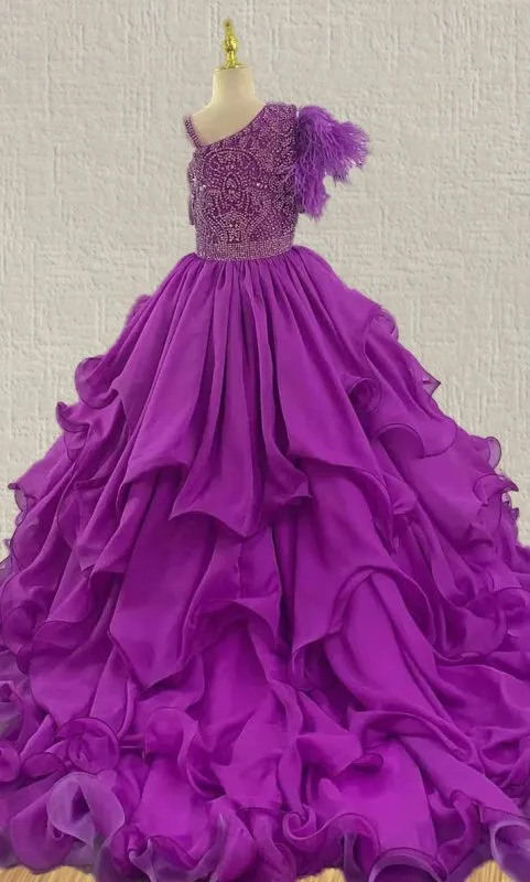 Little Girls Gorgeous Unique Ball Gowns with Feather