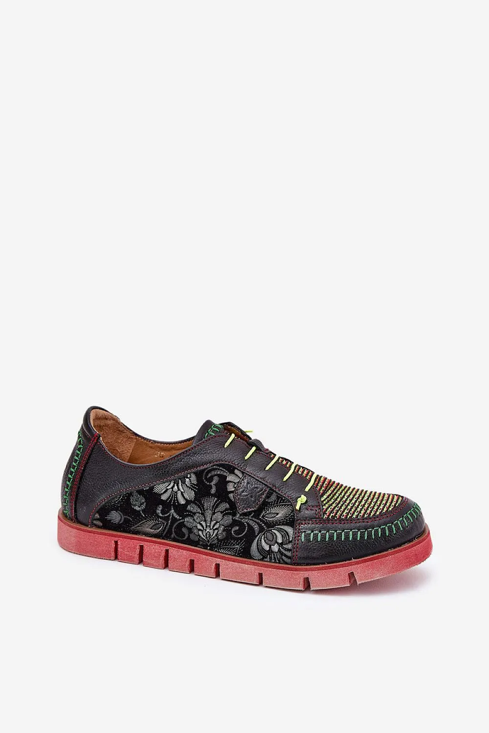 Maciejka Natural leather Low Shoes