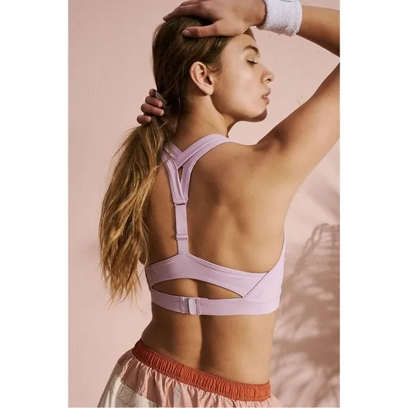 *NEW* FREE PEOPLE FP Movement Run Racer Bra in Lilac M Lavender Sports Bra NWOT