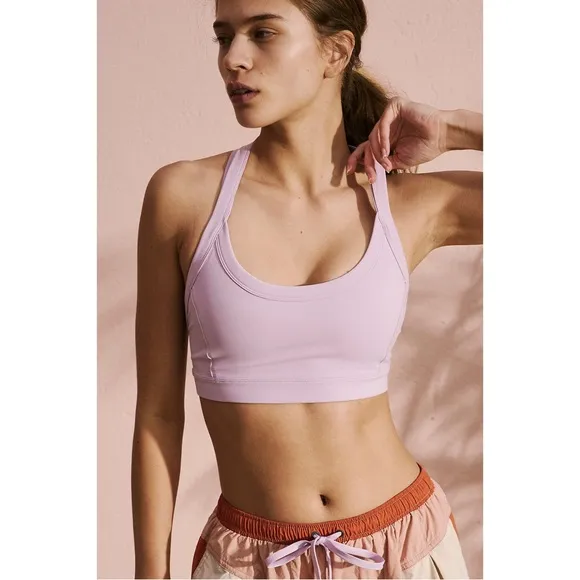 *NEW* FREE PEOPLE FP Movement Run Racer Bra in Lilac M Lavender Sports Bra NWOT