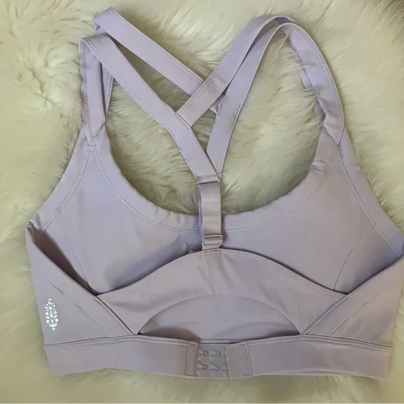 *NEW* FREE PEOPLE FP Movement Run Racer Bra in Lilac M Lavender Sports Bra NWOT