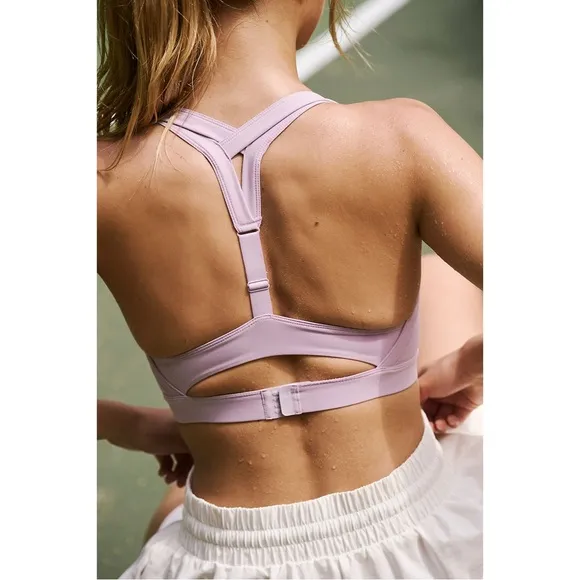 *NEW* FREE PEOPLE FP Movement Run Racer Bra in Lilac M Lavender Sports Bra NWOT