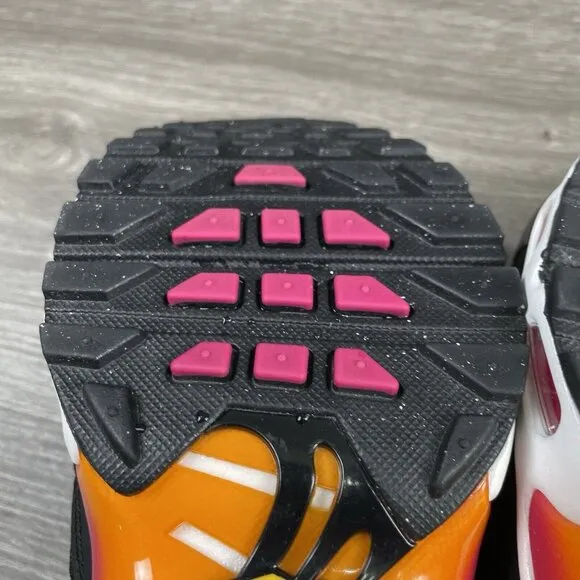 Nike Air Max Plus Youth Kids Size 6.5Y Black Pink White Orange DX9264-001 Shoes