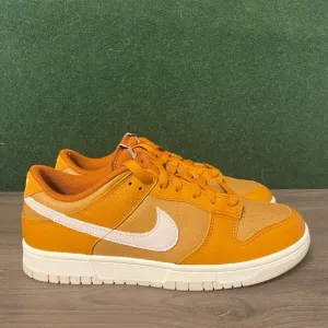 Nike Dunk Low ‘Monarch’ Size 9.5