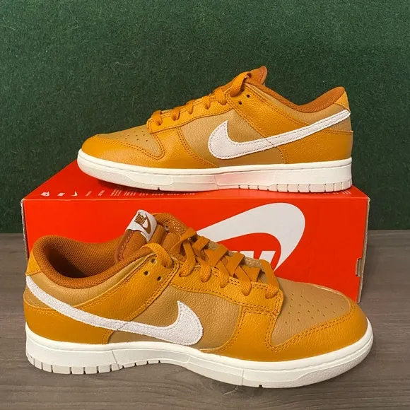 Nike Dunk Low ‘Monarch’ Size 9.5