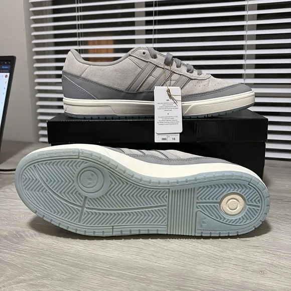 NWT Adidas Originals Tyshawn II 'Light Onix Clear Granite' Shoes JI0848