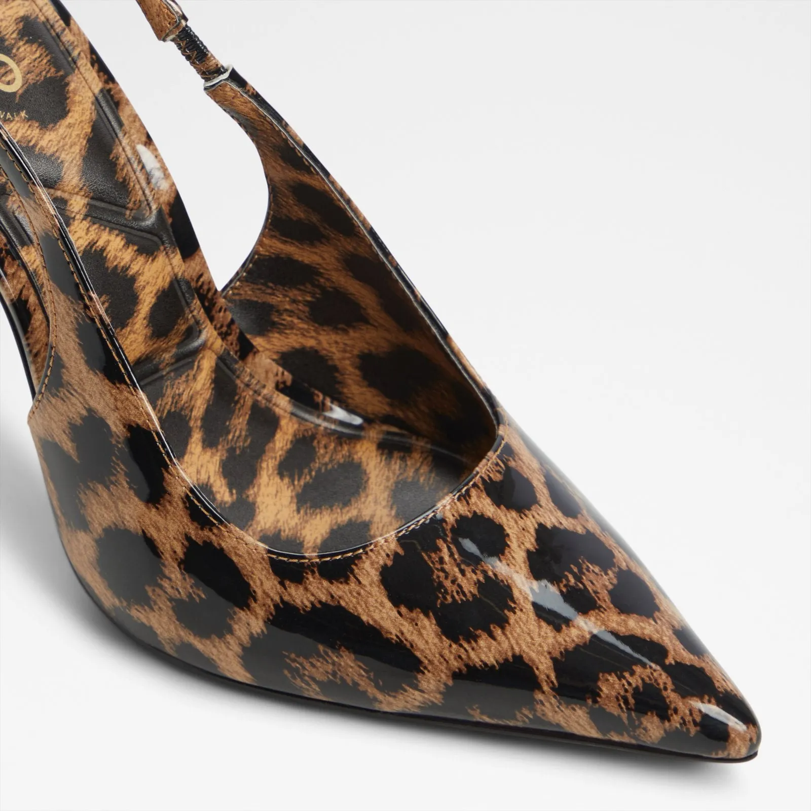 Puckerup / Heeled Shoes