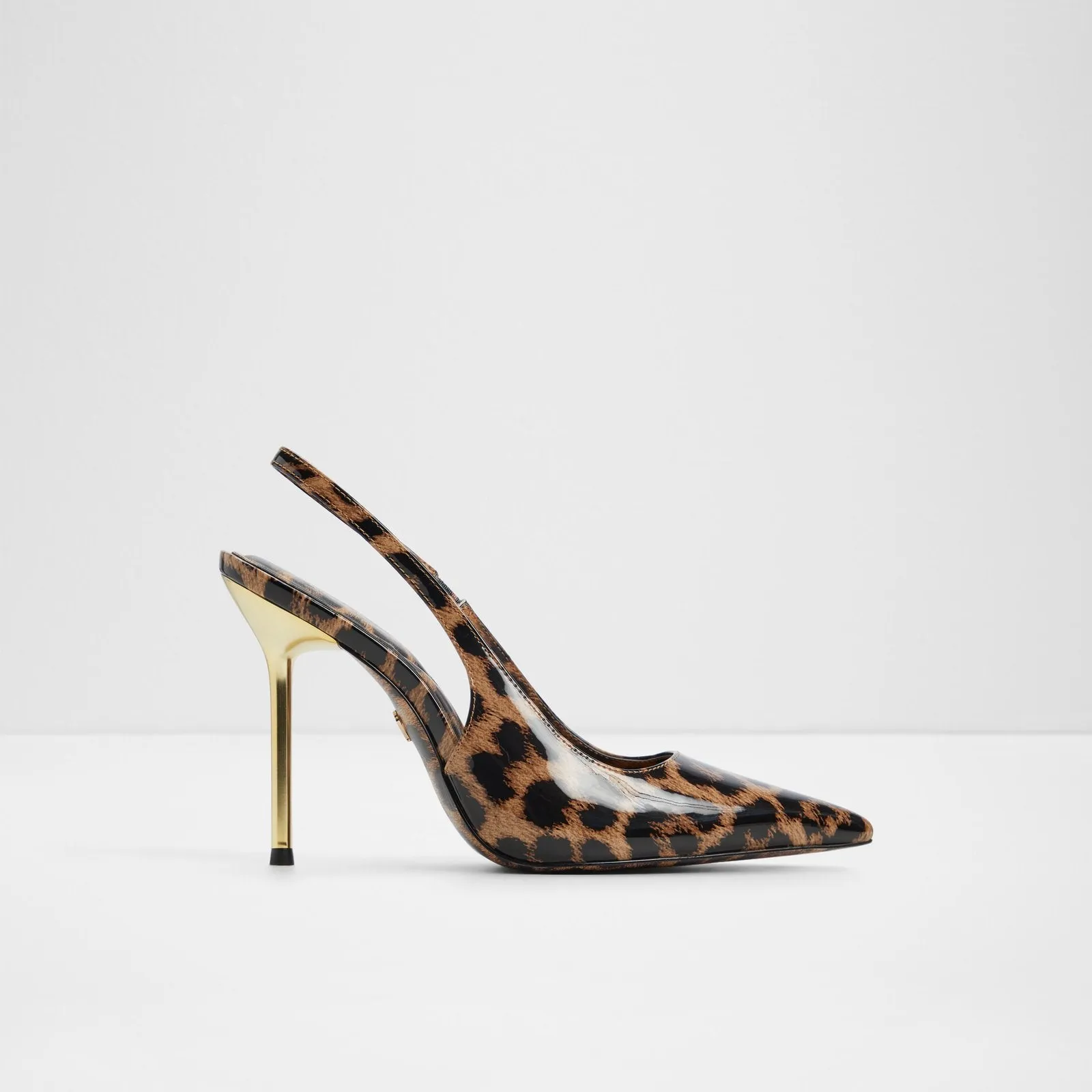 Puckerup / Heeled Shoes