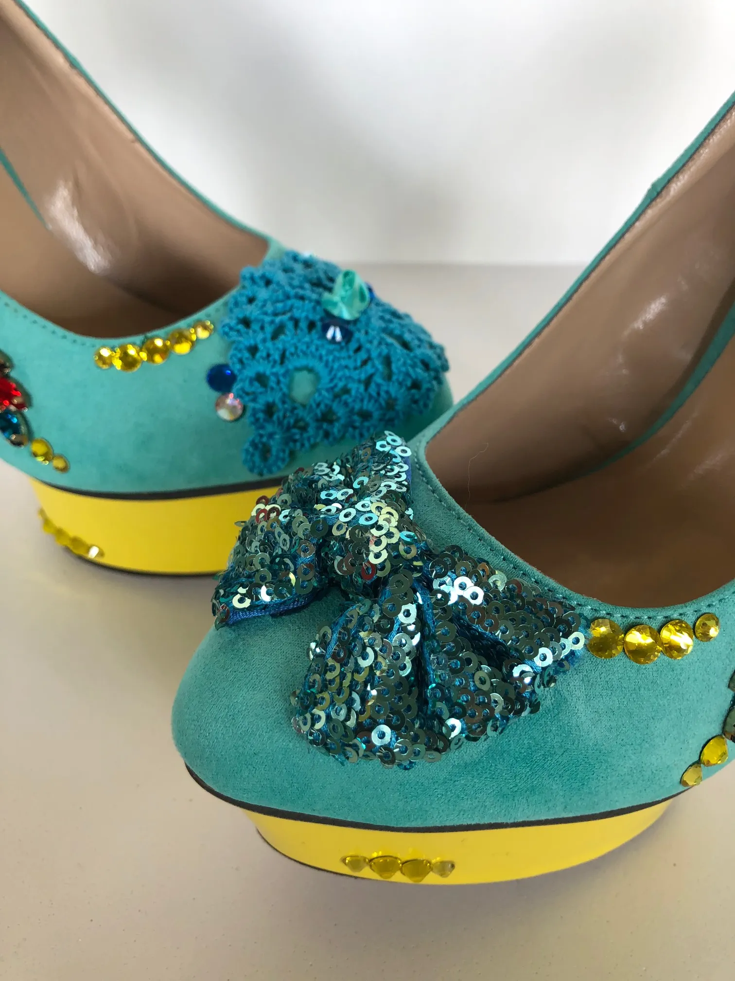 Rainbow pump Size EU 38.5/ USA 8.5