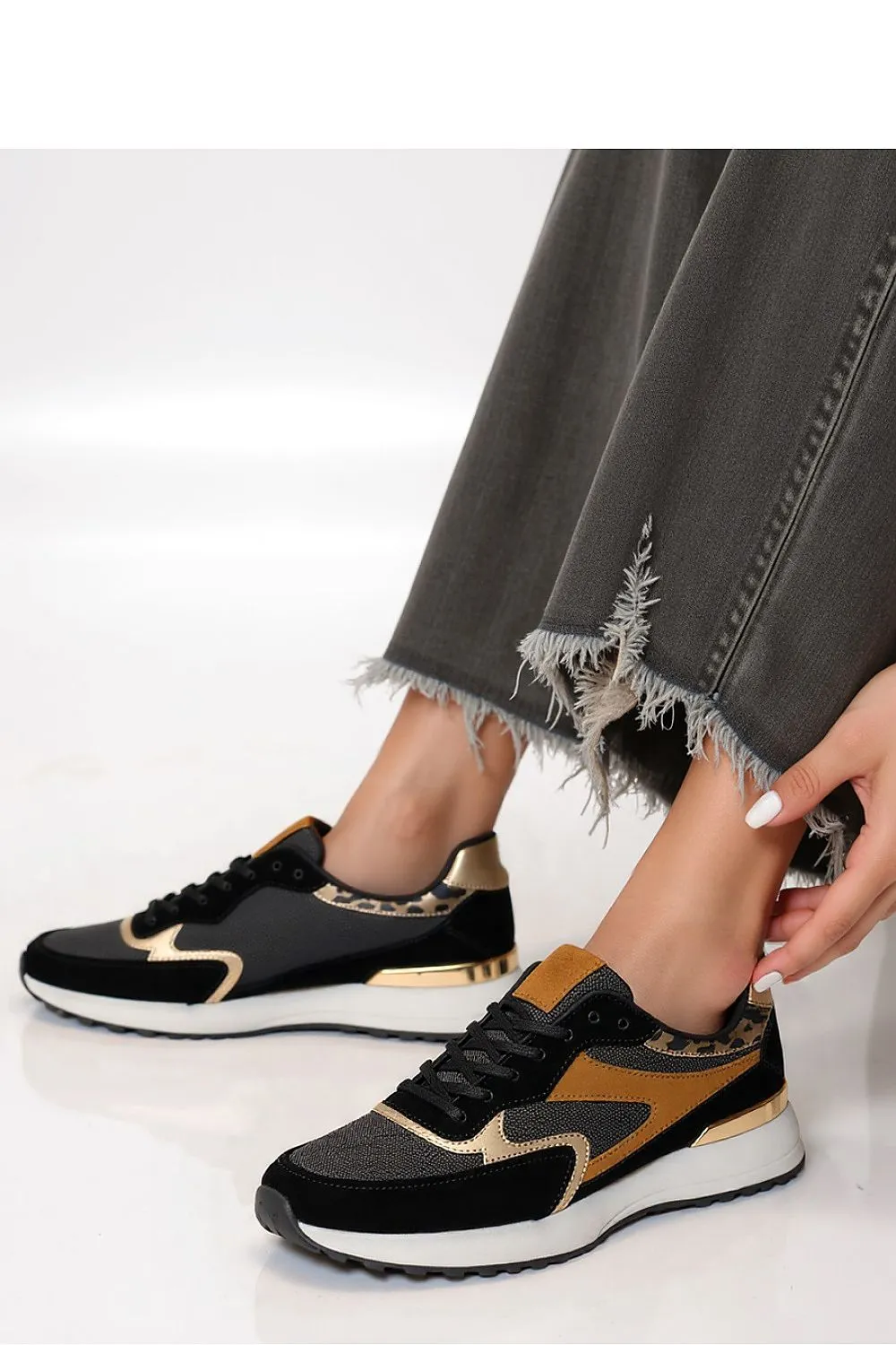Sport Shoes