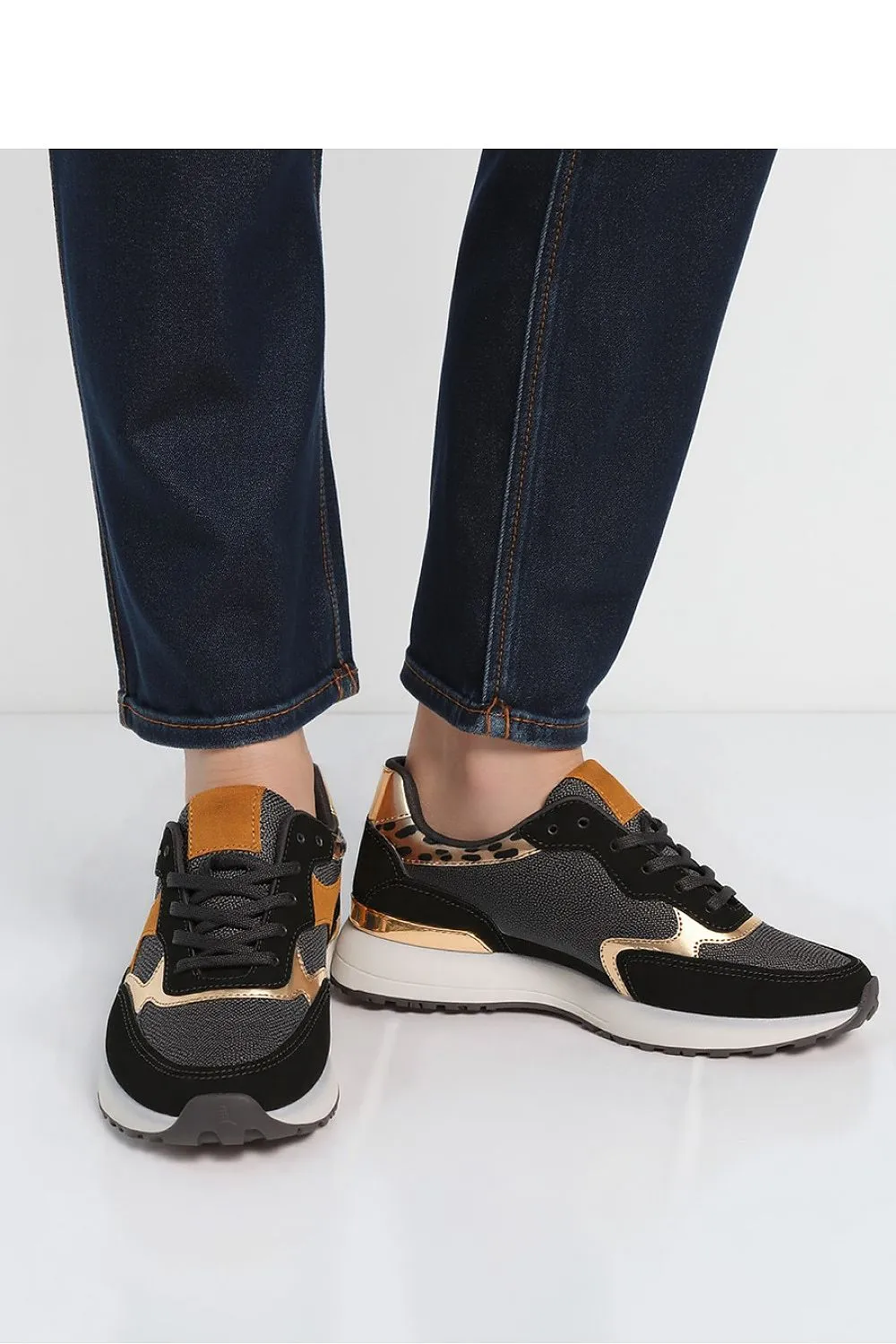 Sport Shoes