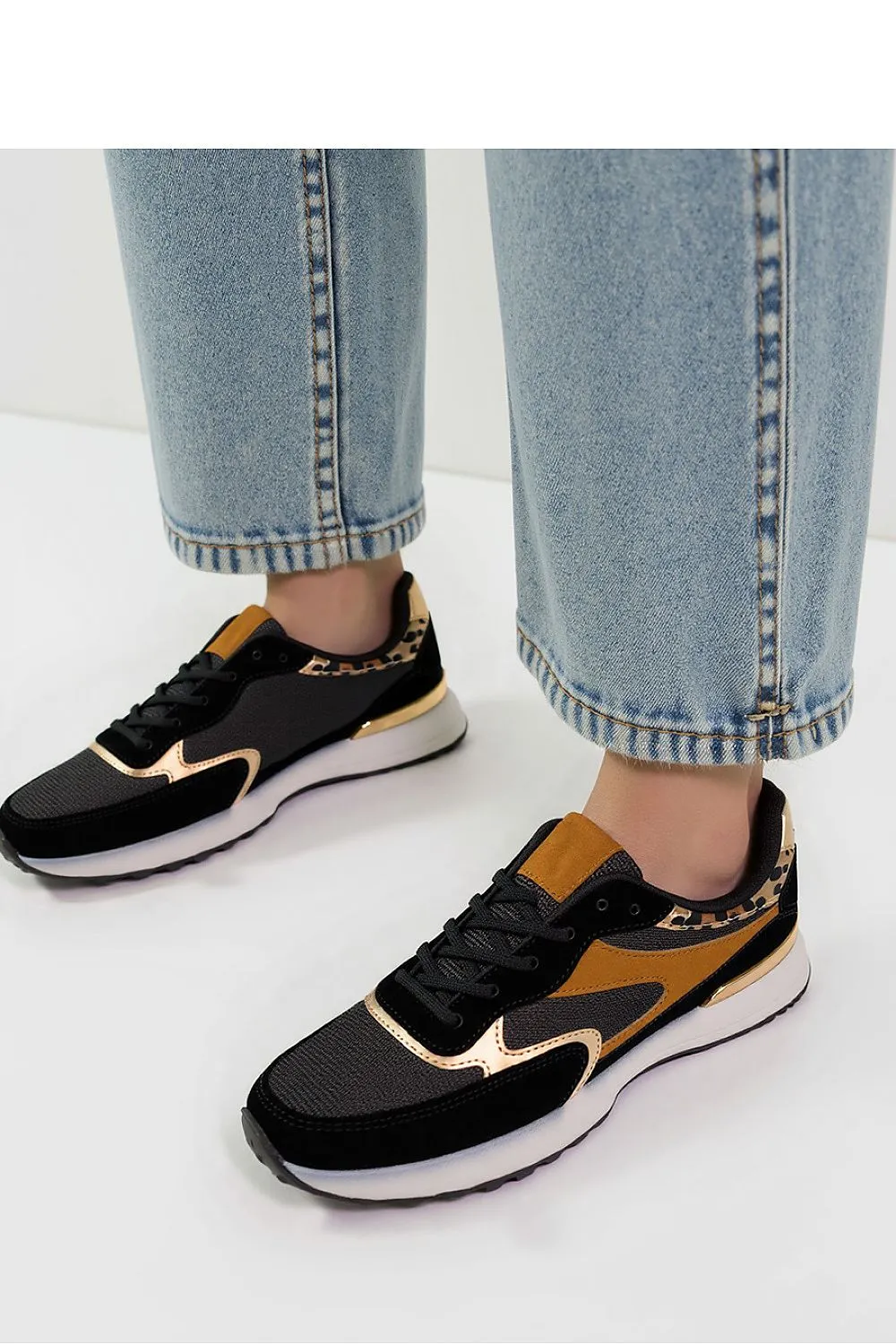 Sport Shoes