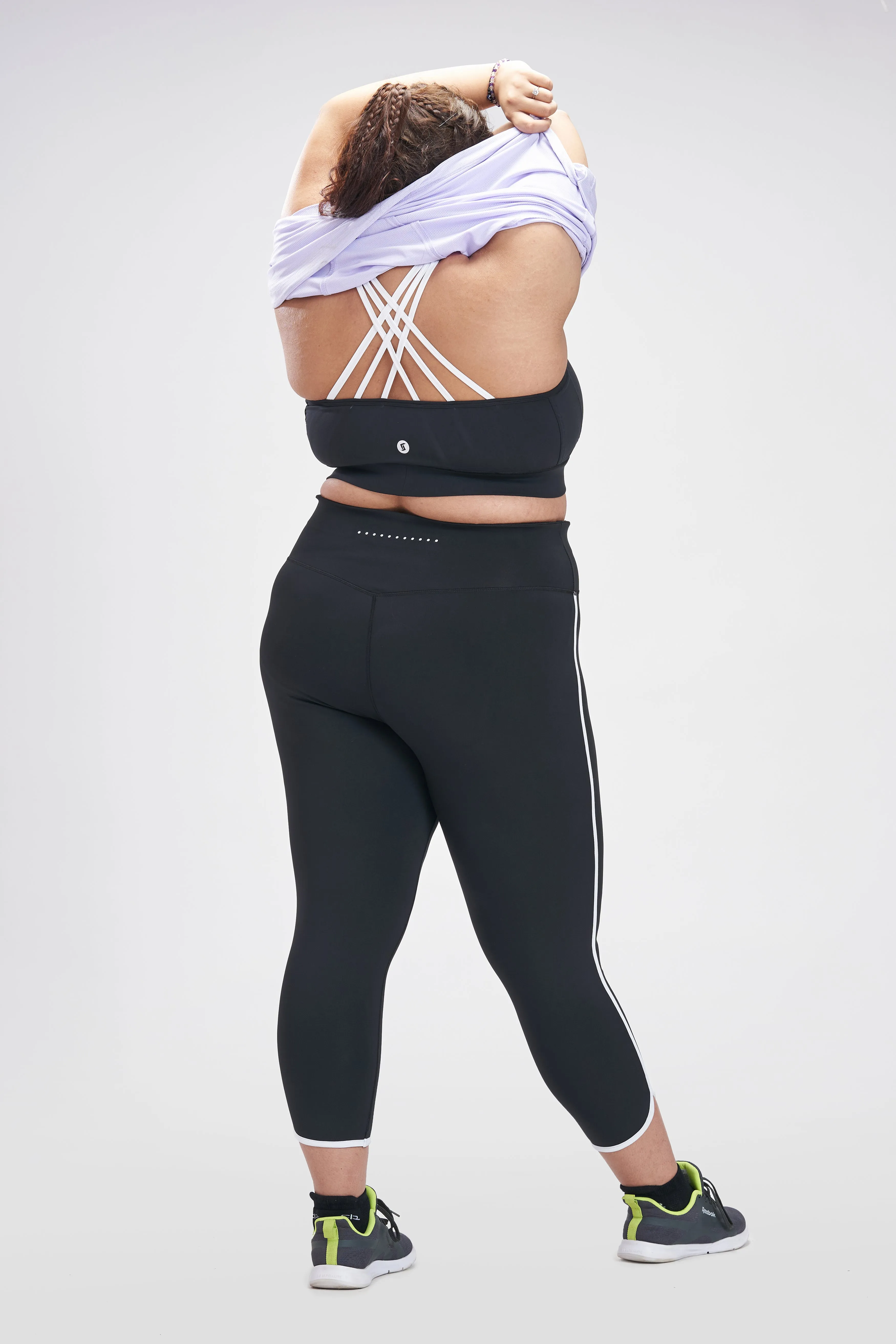 Strappy Sports Bra: Black