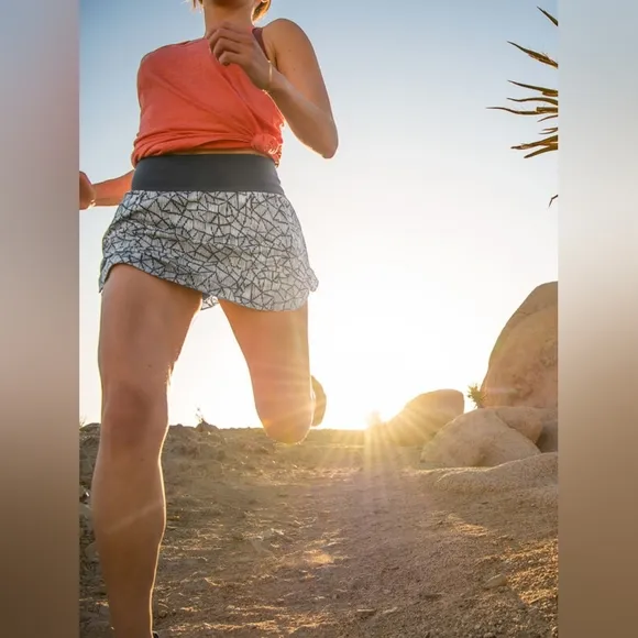 TITLE NINE | Bonded Ultralight Running Skort - Indio