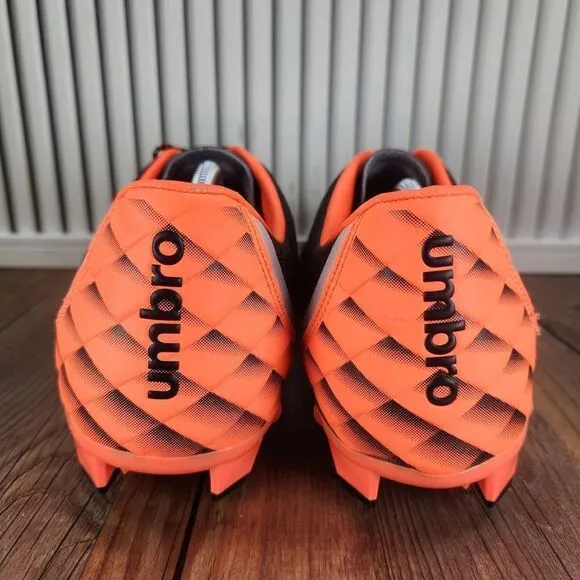 Umbro Men's Sz 13 Club 3.0 FG/MG Soccer Cleats Black Orange Athletic Field Boots