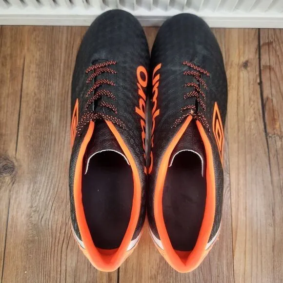 Umbro Men's Sz 13 Club 3.0 FG/MG Soccer Cleats Black Orange Athletic Field Boots